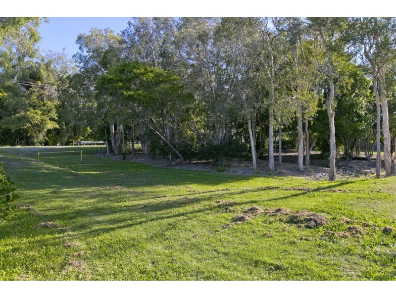 85 Matthews Way, Wakerley QLD 4154