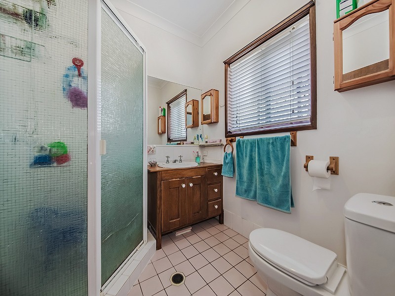 8 Hydrus Place, Wynnum QLD 4178