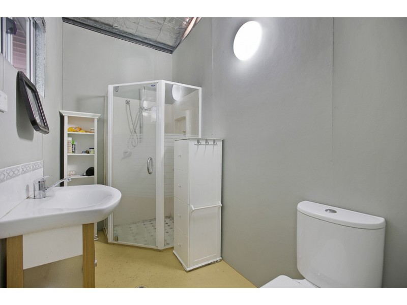 115 Randall Road, Wynnum West QLD 4178