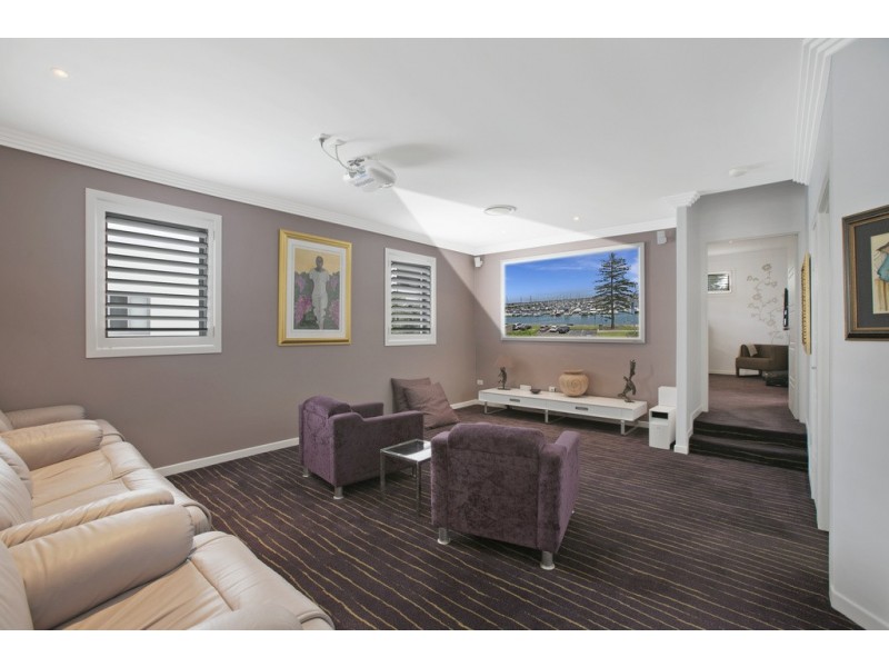 479 Royal Esplanade, Manly QLD 4179