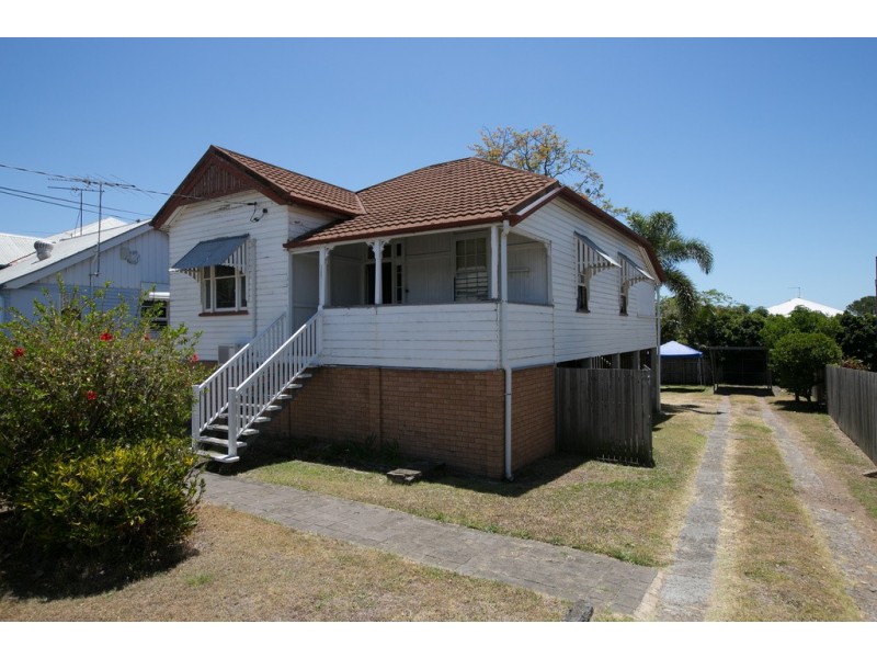 84 Stratton Terrace, Manly QLD 4179