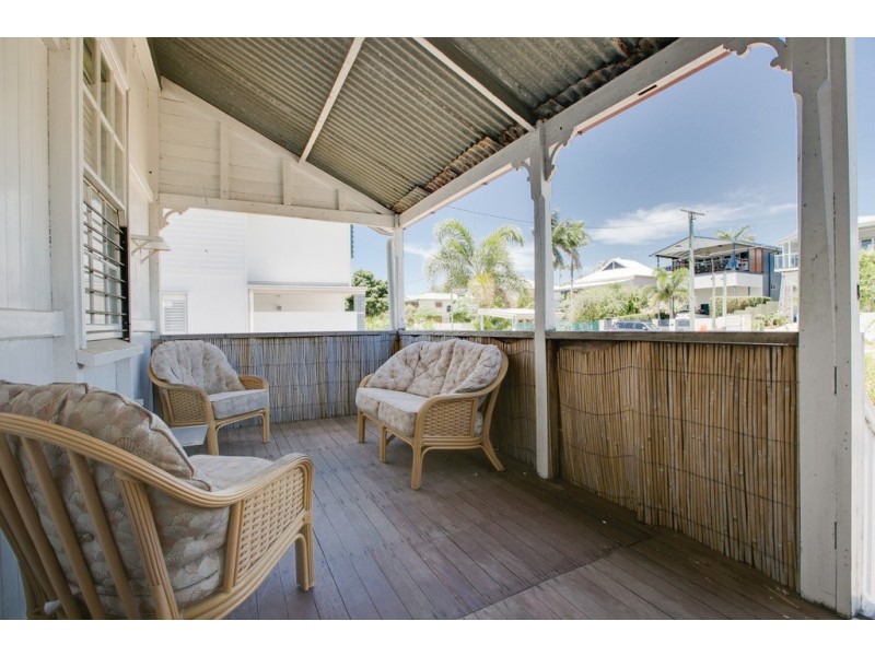 84 Stratton Terrace, Manly QLD 4179