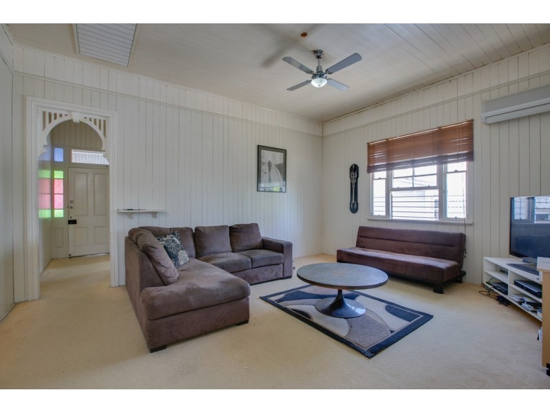 84 Stratton Terrace, Manly QLD 4179