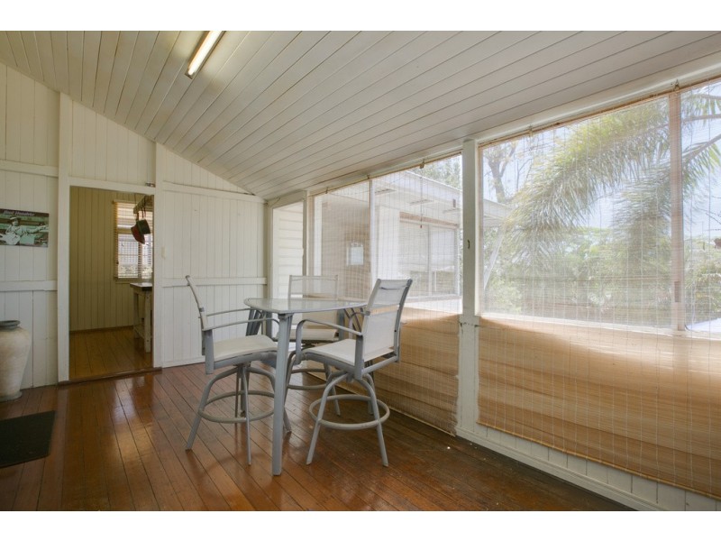 84 Stratton Terrace, Manly QLD 4179