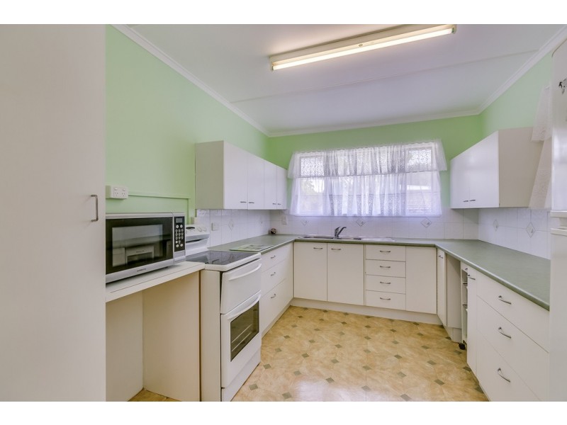 21 Talegalla Street, Wynnum West QLD 4178