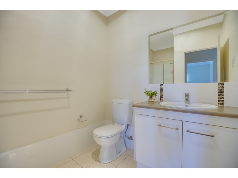 44 Waterview Avenue, Wynnum QLD 4178