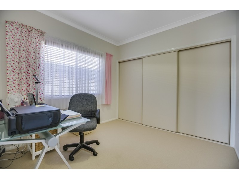 44 Waterview Avenue, Wynnum QLD 4178