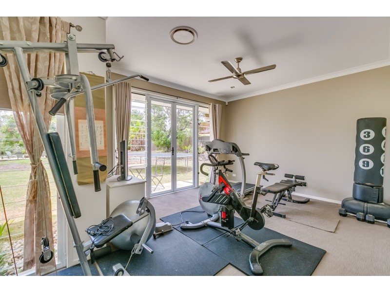 30 Ermelo Road, Gumdale QLD 4154