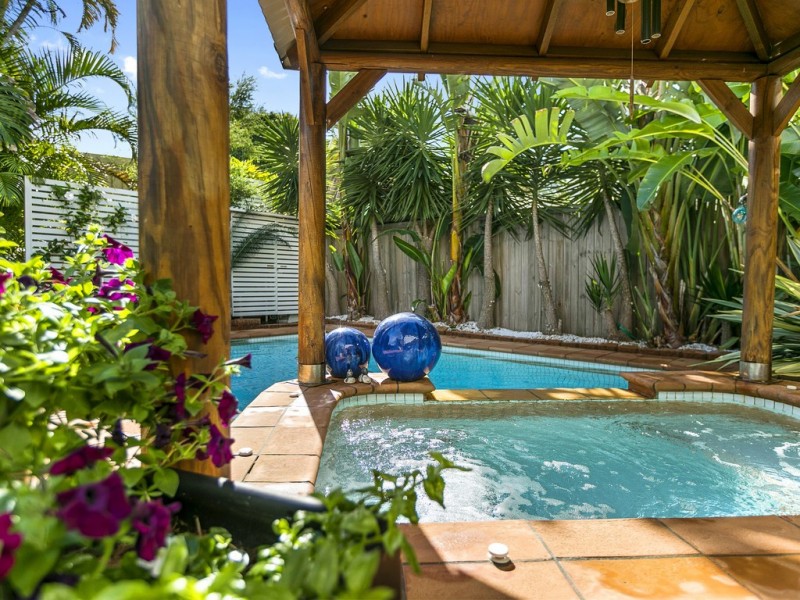 353 Esplanade, Manly QLD 4179