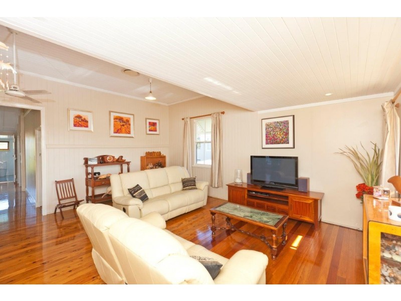 36 Waterview Avenue, Wynnum QLD 4178