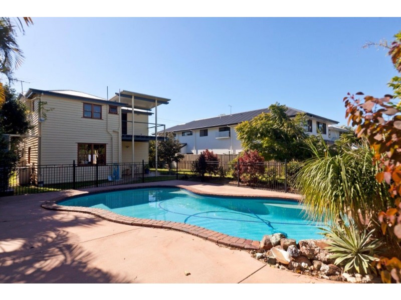 36 Waterview Avenue, Wynnum QLD 4178