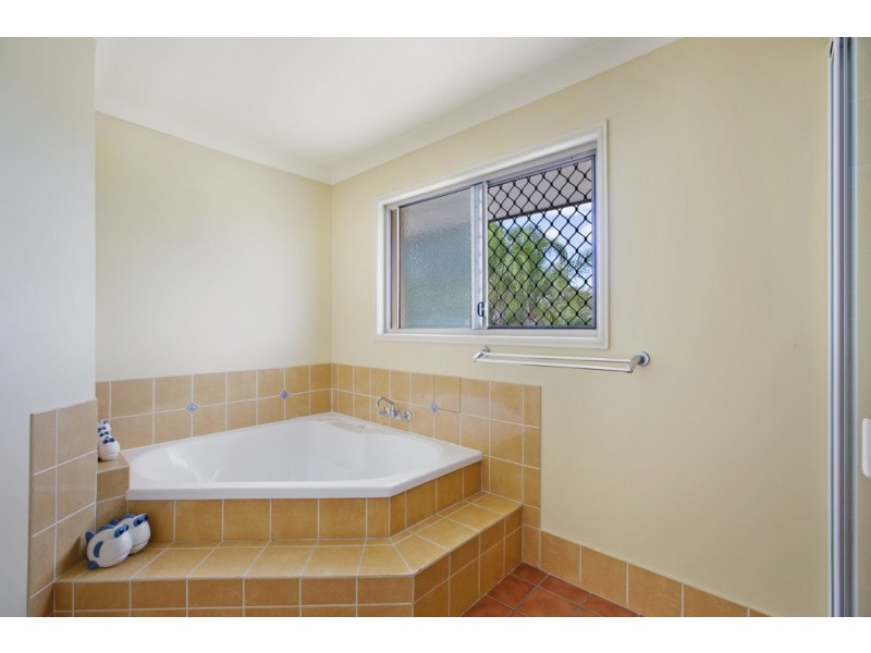 2 Koala Place, Capalaba QLD 4157