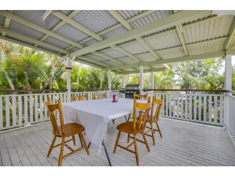 89 Chestnut Street, Wynnum QLD 4178