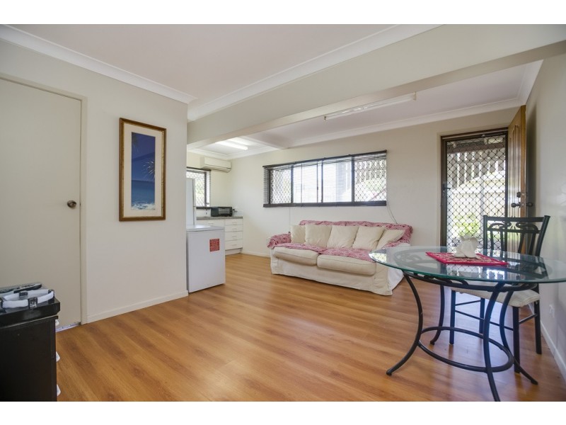 89 Chestnut Street, Wynnum QLD 4178