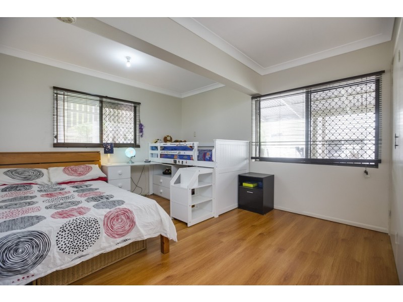 89 Chestnut Street, Wynnum QLD 4178