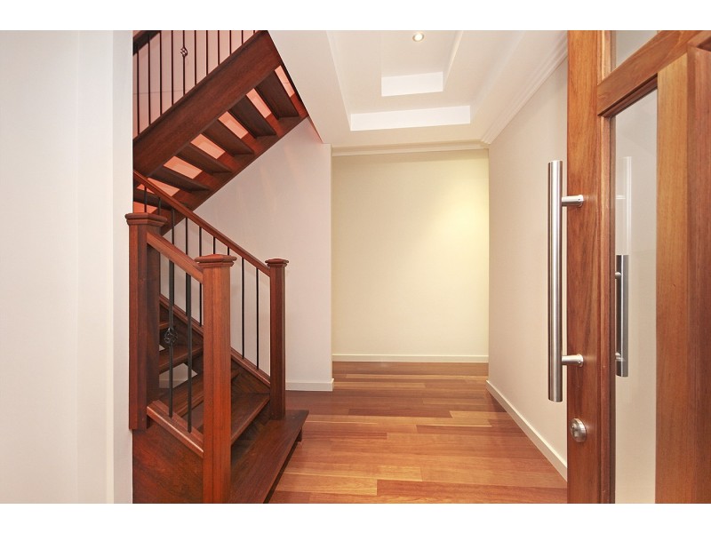 153 Kingsley Terrace, Manly QLD 4179