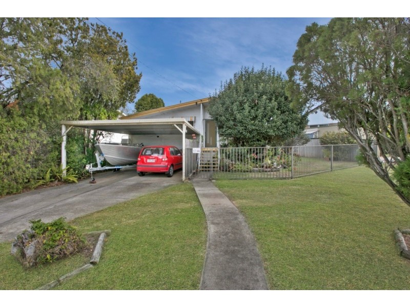 36 Bushing Street, Wynnum West QLD 4178
