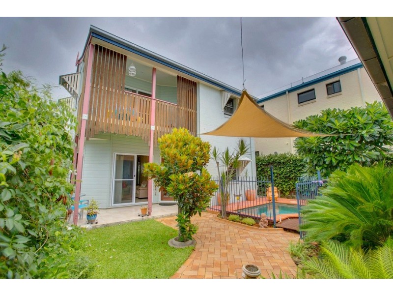 32 Chestnut Street, Wynnum QLD 4178