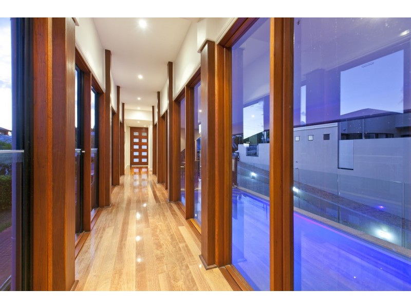 34 Macdonald Street, Lota QLD 4179