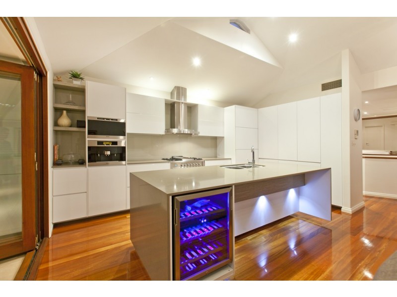 34 Macdonald Street, Lota QLD 4179