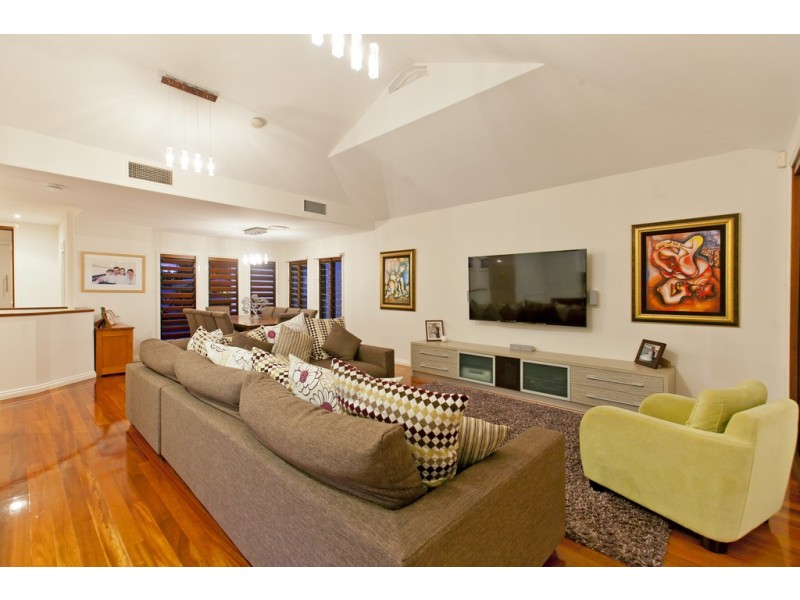 34 Macdonald Street, Lota QLD 4179