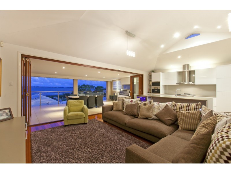 34 Macdonald Street, Lota QLD 4179