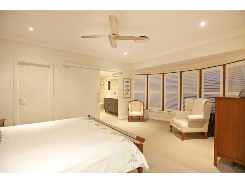 34 Macdonald Street, Lota QLD 4179