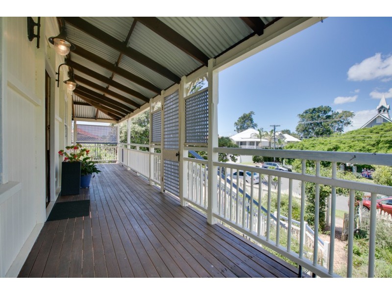 21 Ashton Street, Wynnum QLD 4178