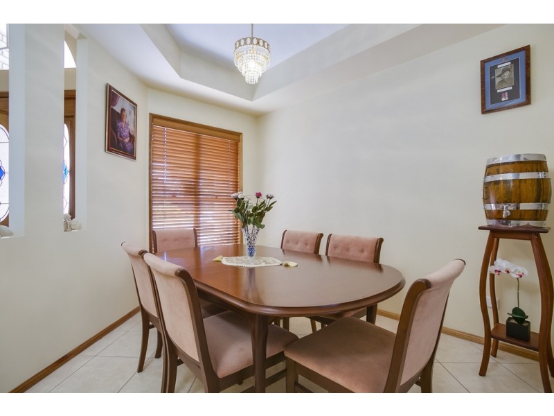 8 Dane Court, Manly West QLD 4179