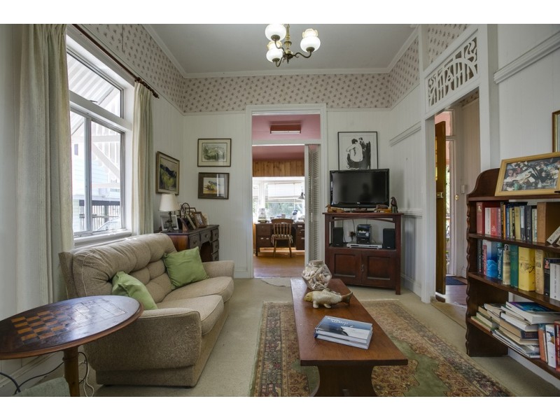 14 Moreton Avenue, Wynnum QLD 4178