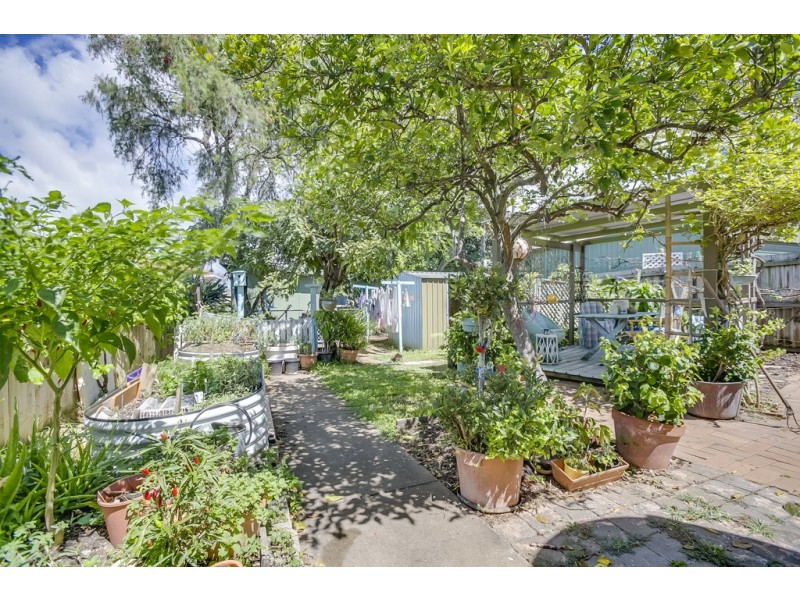 14 Moreton Avenue, Wynnum QLD 4178