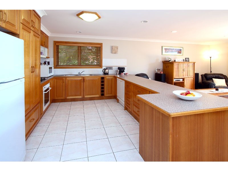 42 Carnation Road, Manly West QLD 4179