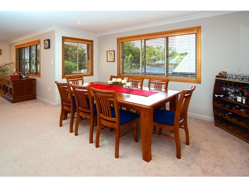 42 Carnation Road, Manly West QLD 4179