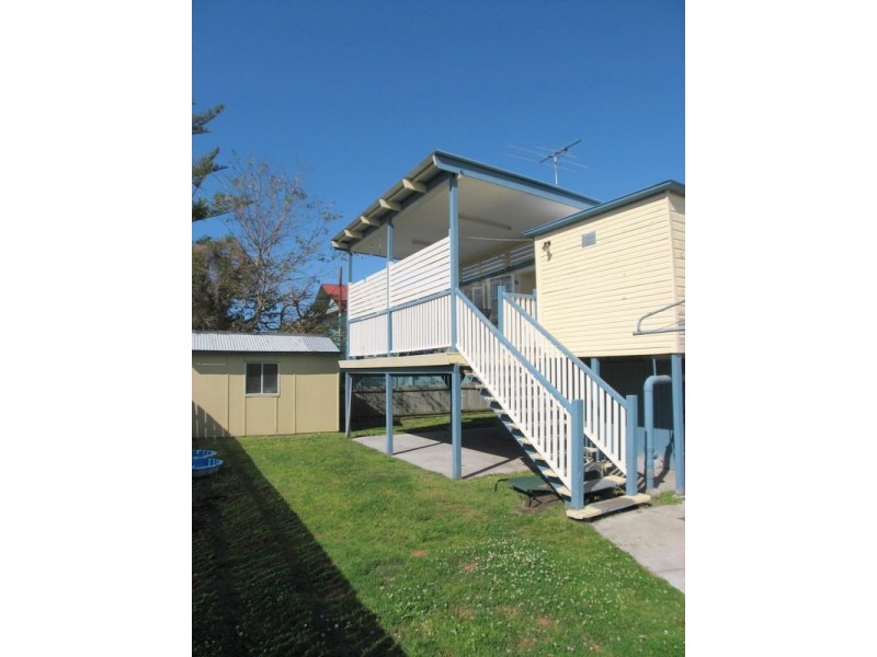 11 Pansy Street, Wynnum QLD 4178