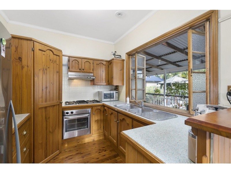 38 Strawberry Road, Manly West QLD 4179
