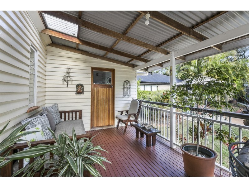 38 Strawberry Road, Manly West QLD 4179