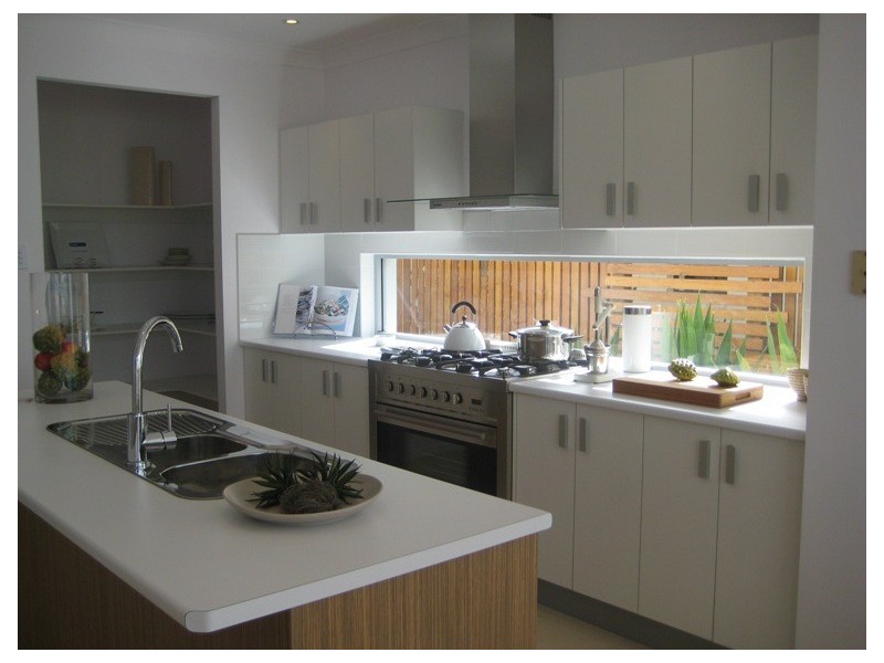 92 Worthing Street, Wynnum QLD 4178