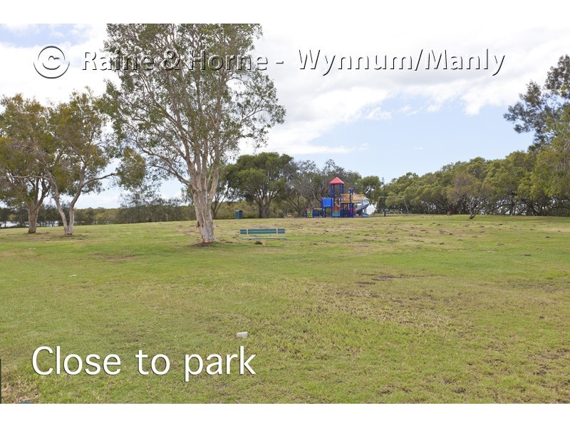 807 Esplanade, Lota QLD 4179