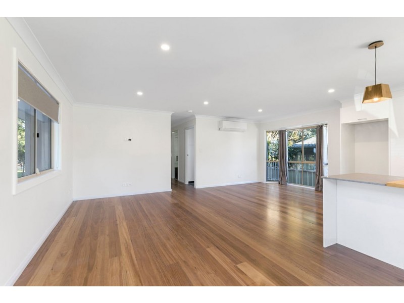 32 Whites Road, Manly QLD 4179