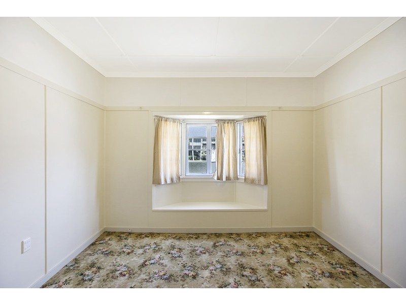 35 Granada Street, Wynnum QLD 4178