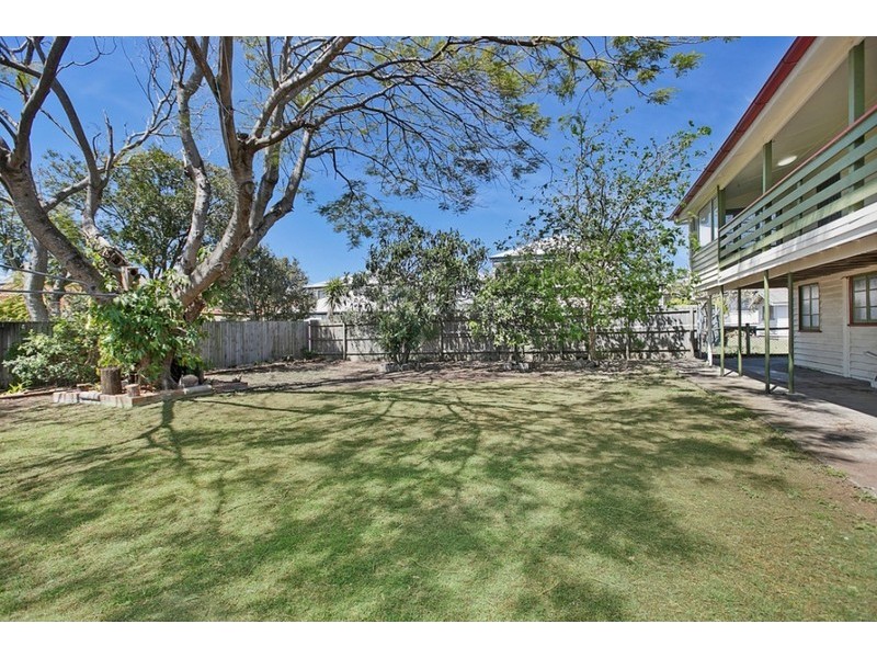 35 Granada Street, Wynnum QLD 4178