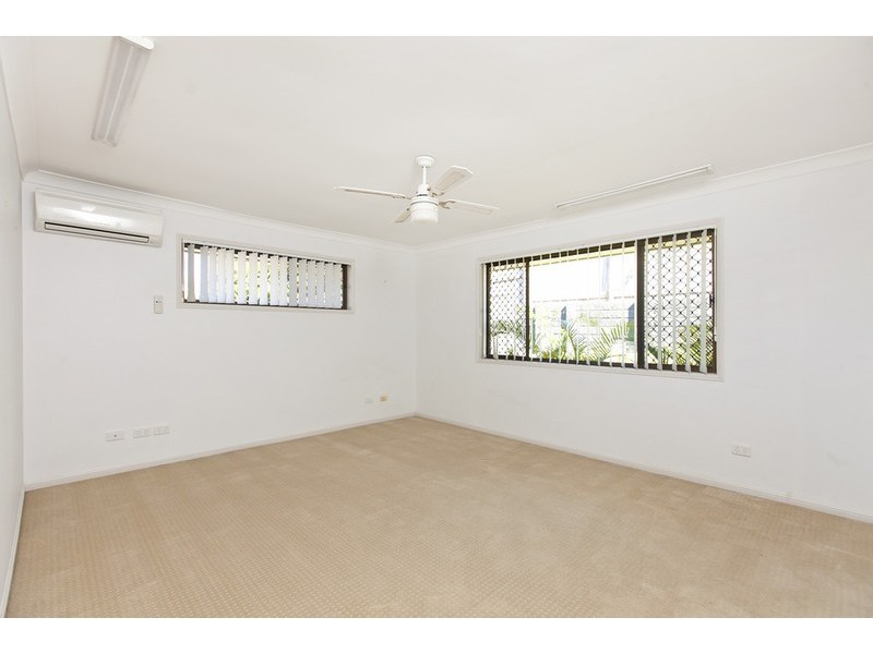 6 Ravenswood Court, Carindale QLD 4152