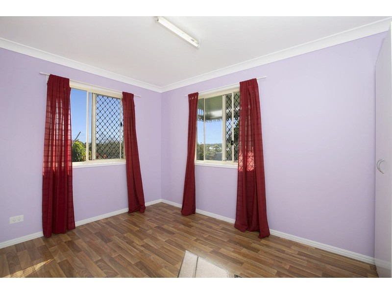 32 Tingal Road, Wynnum QLD 4178