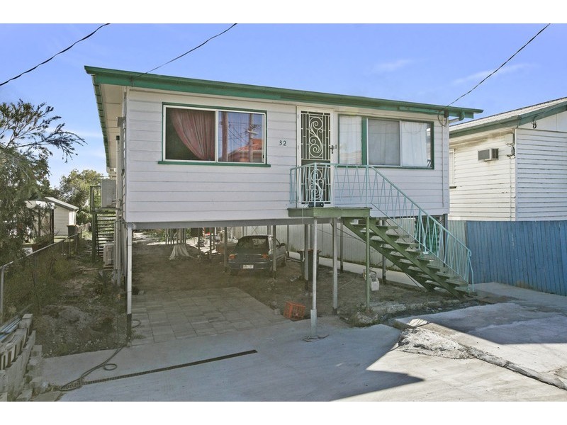 32 Tingal Road, Wynnum QLD 4178