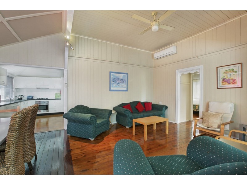 88 Drayton Terrace, Wynnum QLD 4178