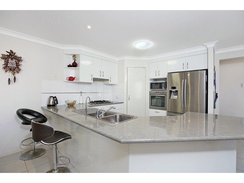 133 Ropely Road, Wynnum West QLD 4178