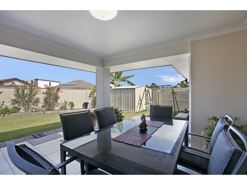 133 Ropely Road, Wynnum West QLD 4178