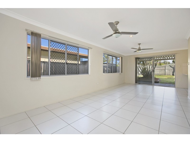 22 Tulip Street, Wynnum QLD 4178