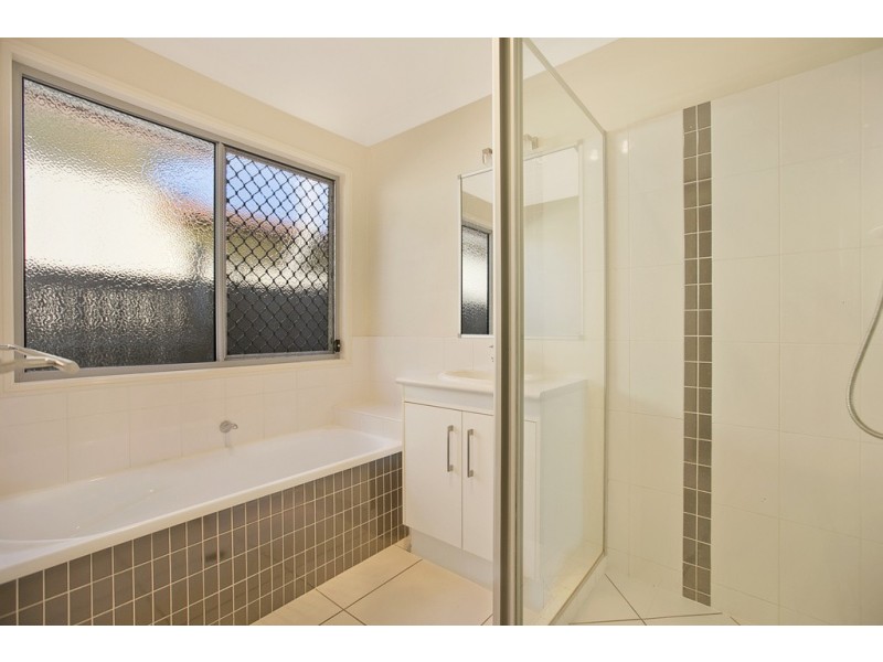 22 Tulip Street, Wynnum QLD 4178