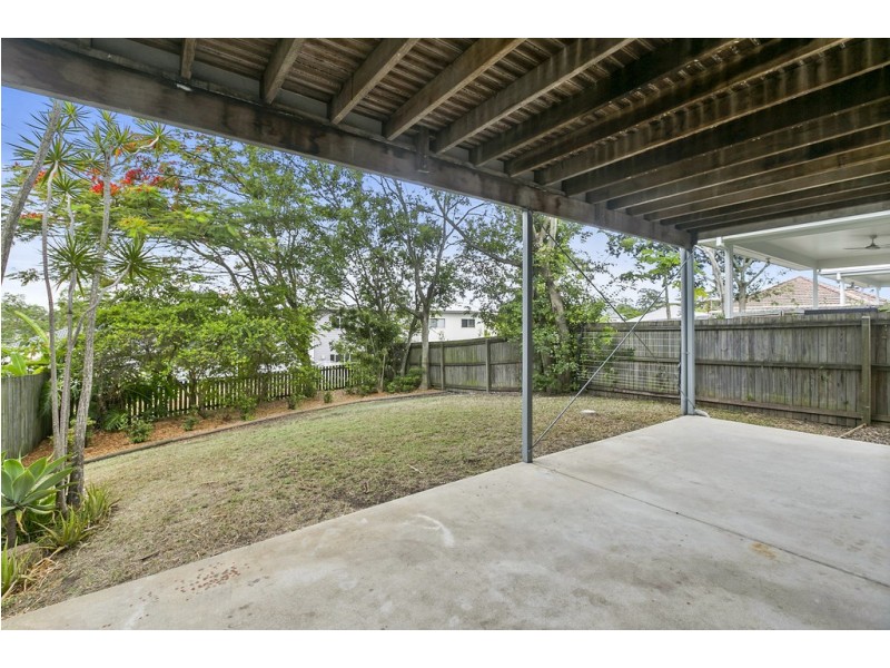 11 Ryder Street, Wynnum QLD 4178